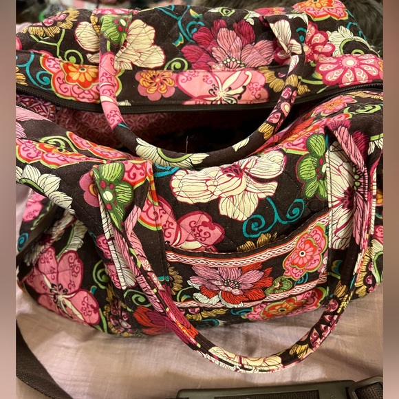 Vera Bradley Handbags - Vera Bradley Tote